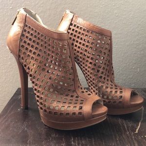 Michael Kors high-heel pump